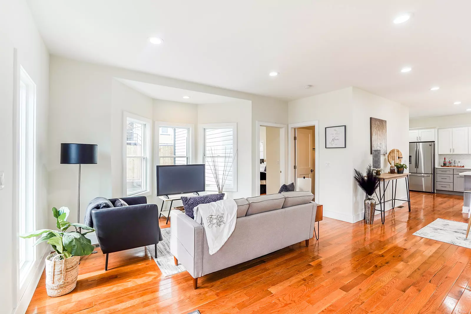 82 Bloomfield Ave. River Edge, NJ